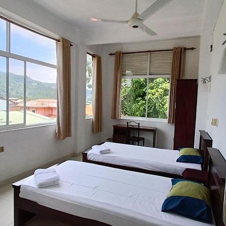 Smile Hub Kandy -Youth Hostel- Esterno foto