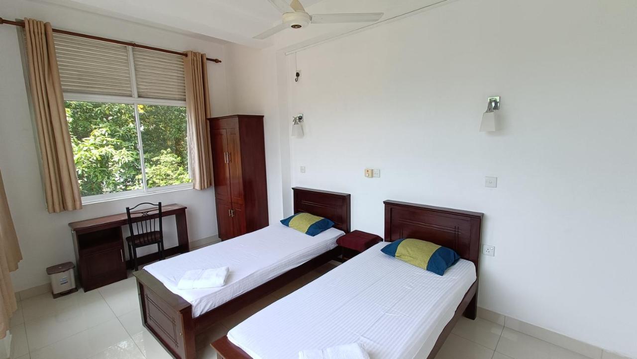 Smile Hub Kandy -Youth Hostel- Esterno foto