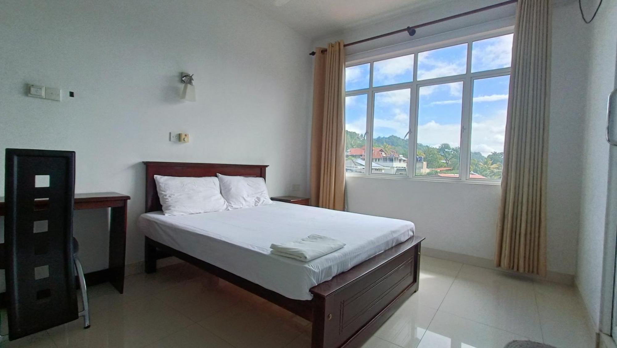 Smile Hub Kandy -Youth Hostel- Esterno foto